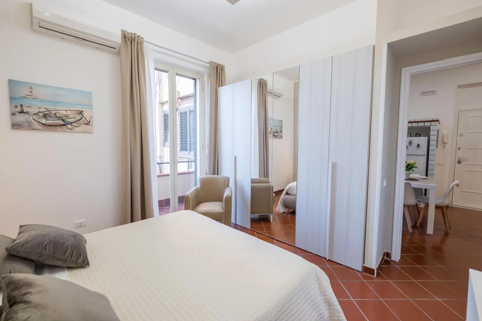Mec Apartment Palermo 0*,  Italy